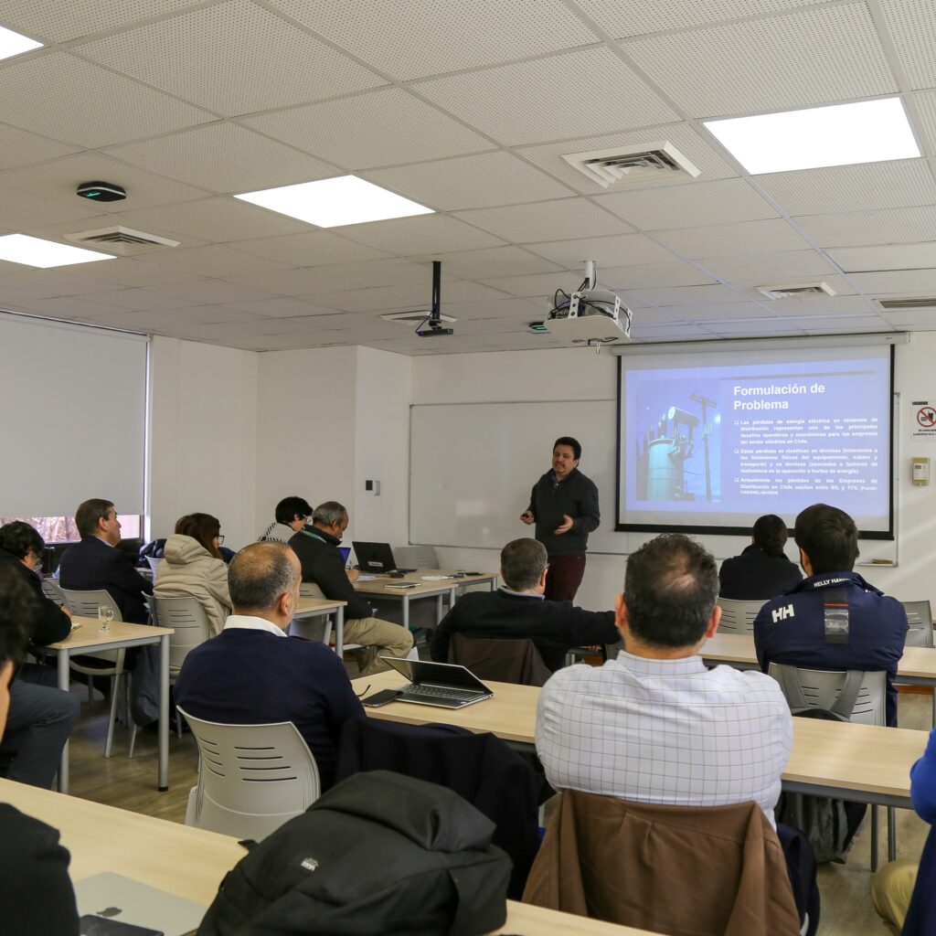 Jornadas presenciales de Doctorado en Innovación Tecnológica en Ingeniería fortalecen vínculos y consolidan formación académica
